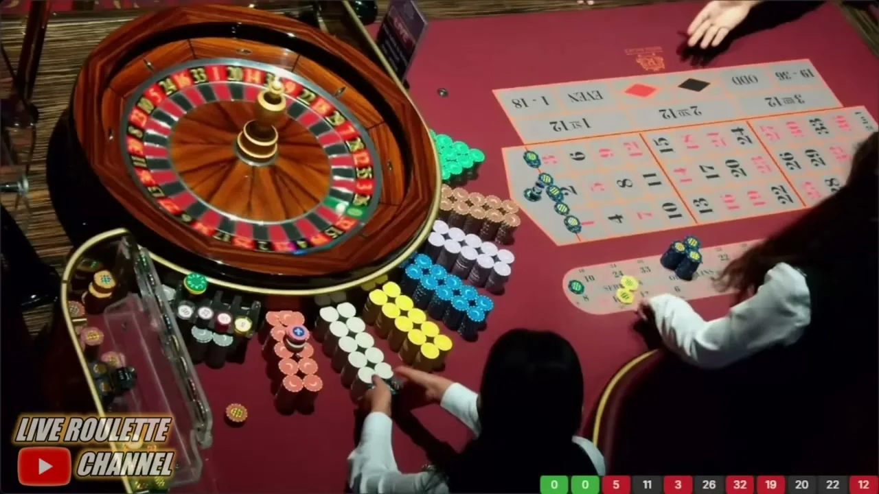 Sesión de casino en vivo desde el móvil con límites de apuesta visibles